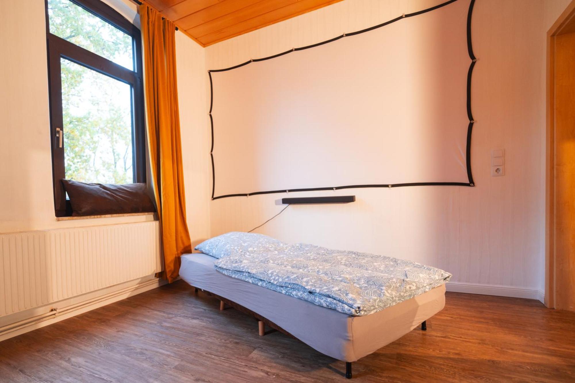 ברמרהבן Das Blaue Tuerchen - Wohnung Mit Beamer Und Kicker מראה חיצוני תמונה